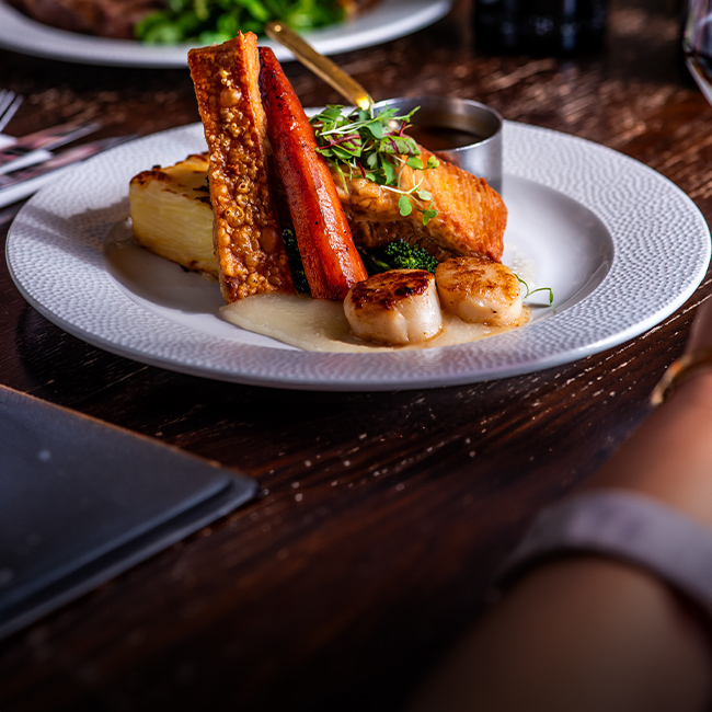 Explore our great offers on Pub food at The Albany